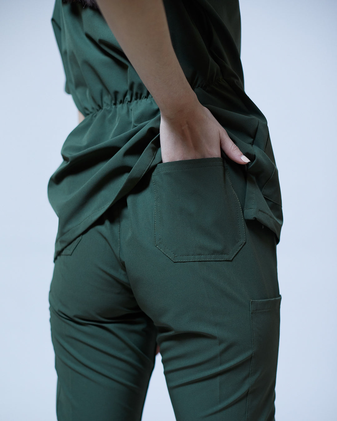 Pantalón verde mujer | stretch antifluidos