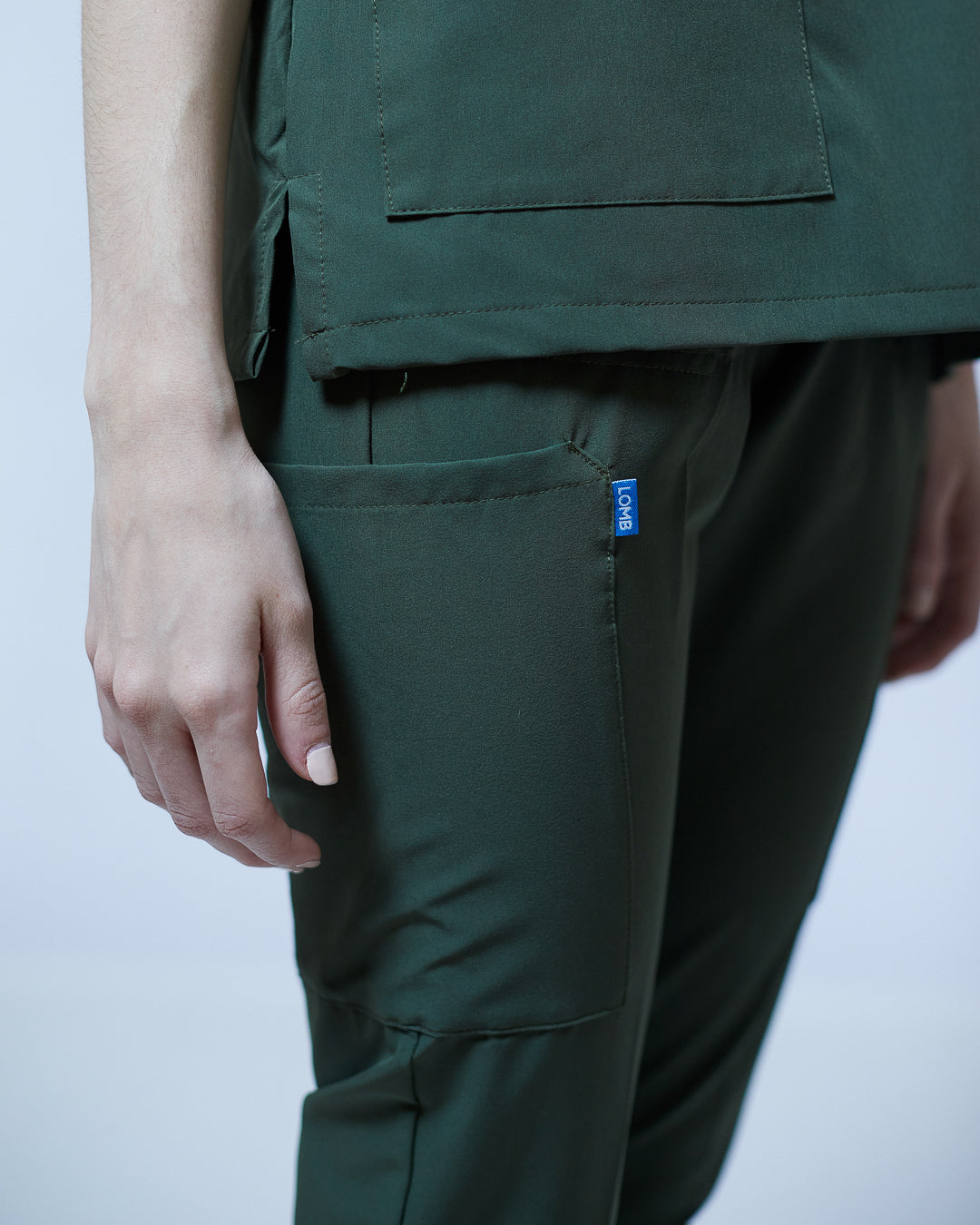 Pantalón verde mujer | stretch antifluidos
