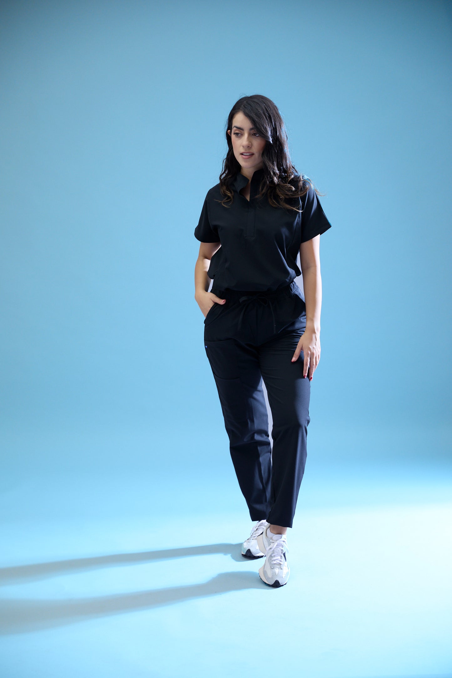 Uniforme corte recto - negro